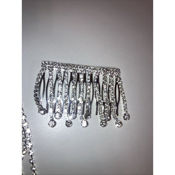Claire's Beautiful Sparkly Crystal Formal Statement Necklace, Earrings & Hairpin - Picture 4 of 5